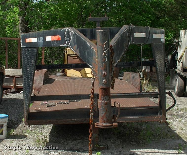 image for item L3087 2001 Cats flatbed trailer