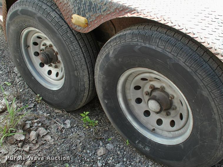 image for item L3087 2001 Cats flatbed trailer