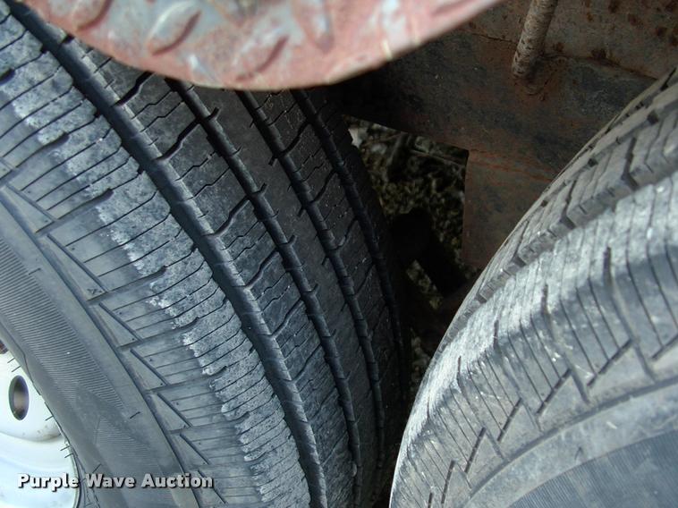 image for item L3087 2001 Cats flatbed trailer