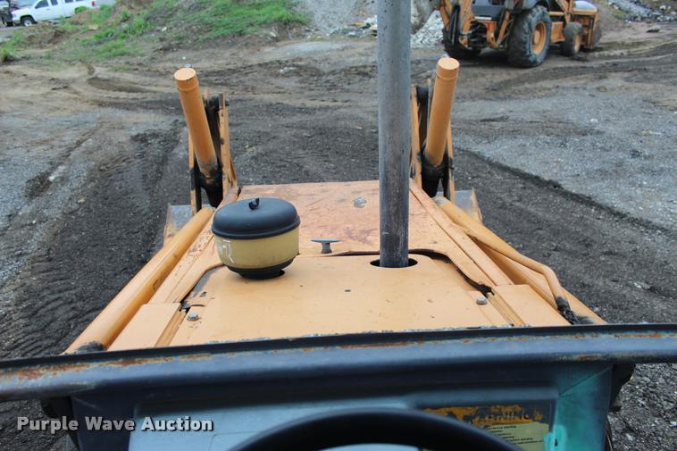 image for item L3093 2000 Case 580L backhoe