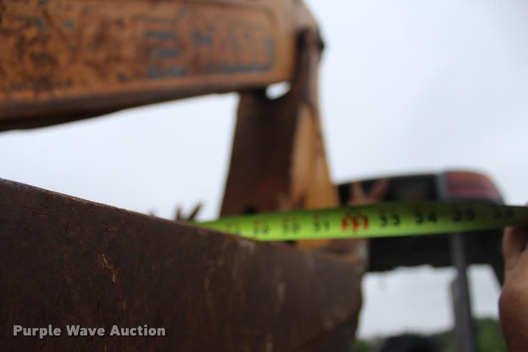 image for item L3093 2000 Case 580L backhoe