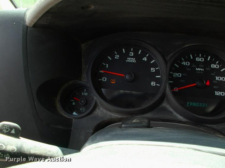 image for item L3095 2011 GMC Sierra 1500 pickup truck