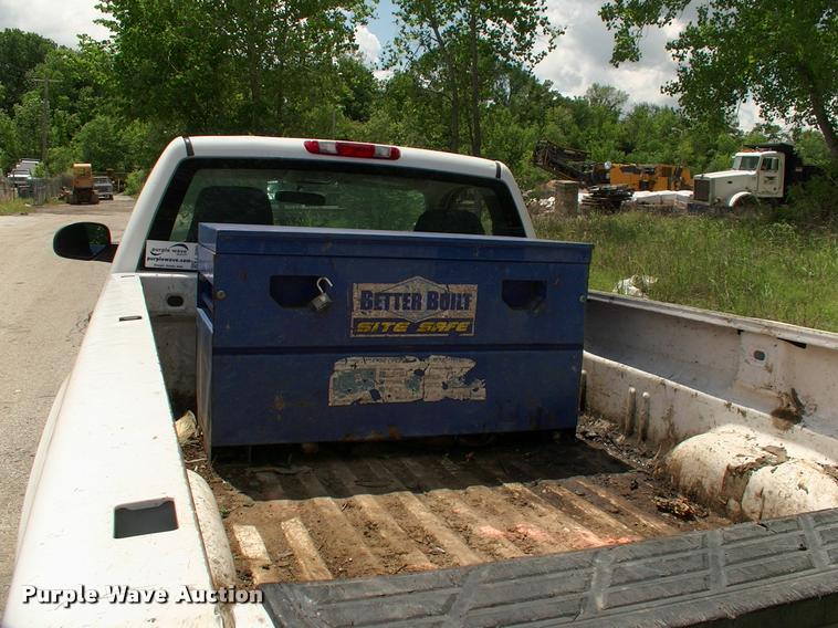 image for item L3095 2011 GMC Sierra 1500 pickup truck