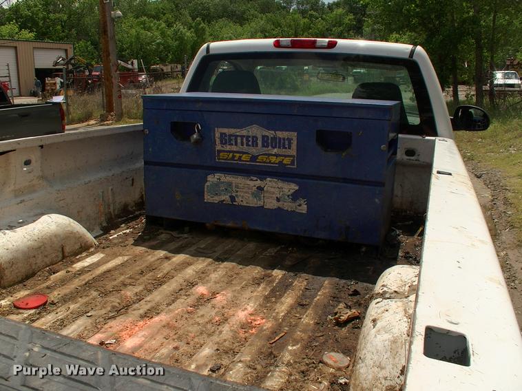 image for item L3095 2011 GMC Sierra 1500 pickup truck