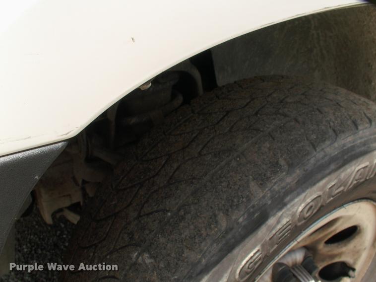 image for item L3095 2011 GMC Sierra 1500 pickup truck