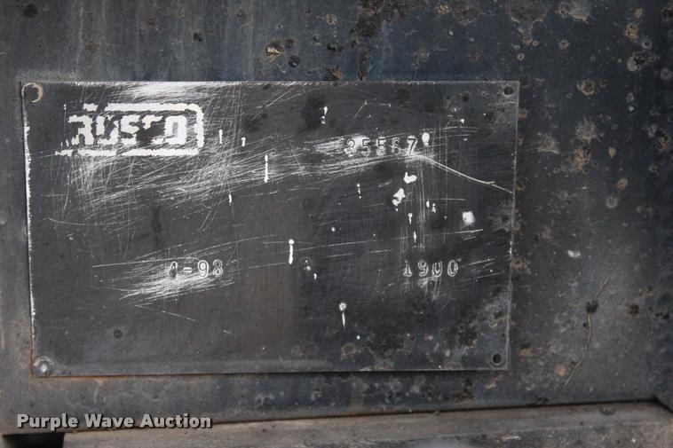 image for item L3100 1998 Ford F800 Super Duty oil distributor truck