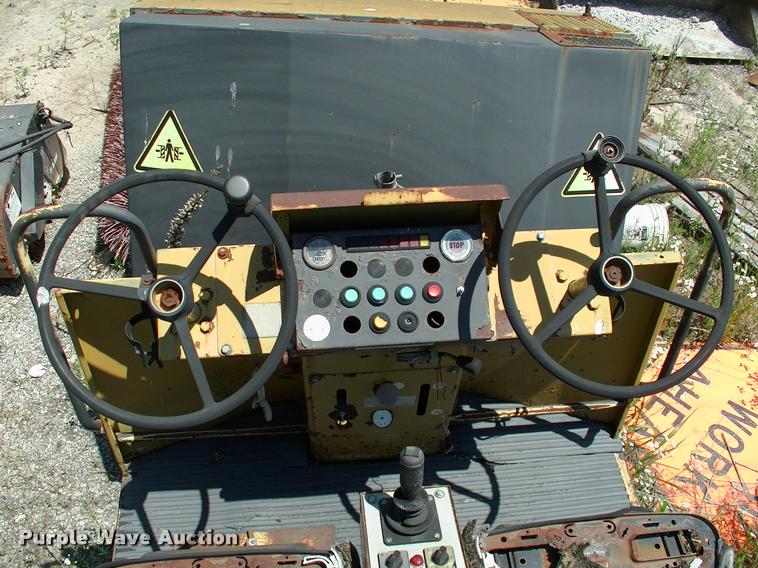 image for item L3110 Bomag 151AD double drum roller