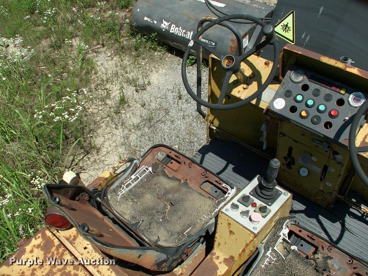 image for item L3110 Bomag 151AD double drum roller