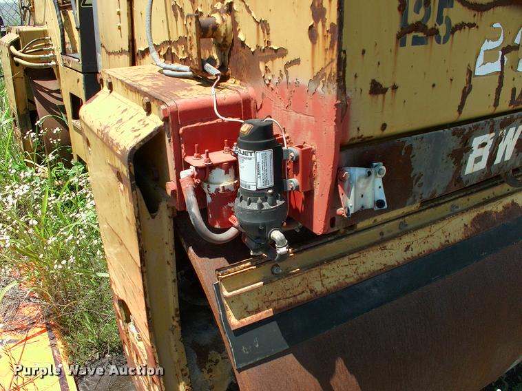 image for item L3110 Bomag 151AD double drum roller