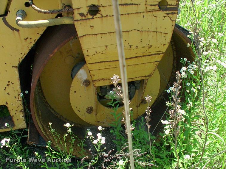 image for item L3110 Bomag 151AD double drum roller