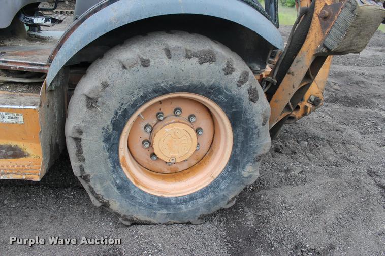 image for item L3113 2001 Case 580M backhoe