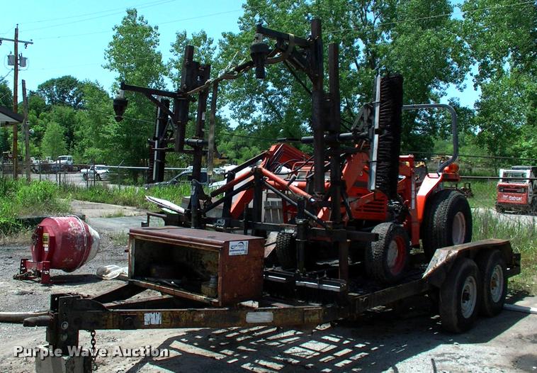 image for item L3128 Kubota L2350 MFWD tractor with petromat attachment