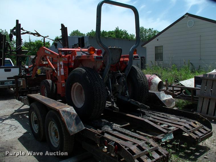 image for item L3128 Kubota L2350 MFWD tractor with petromat attachment
