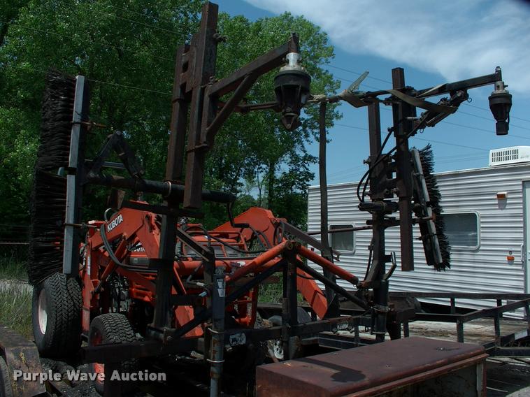 image for item L3128 Kubota L2350 MFWD tractor with petromat attachment