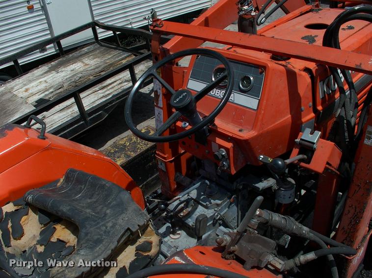 image for item L3128 Kubota L2350 MFWD tractor with petromat attachment