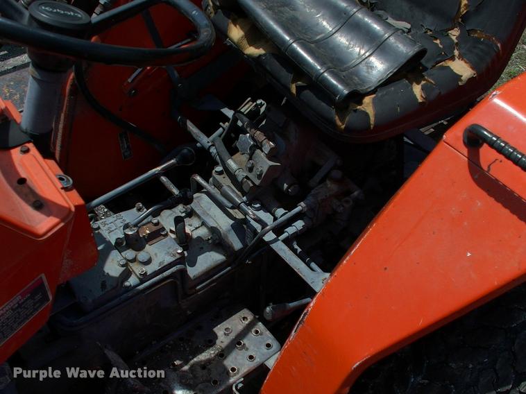 image for item L3128 Kubota L2350 MFWD tractor with petromat attachment