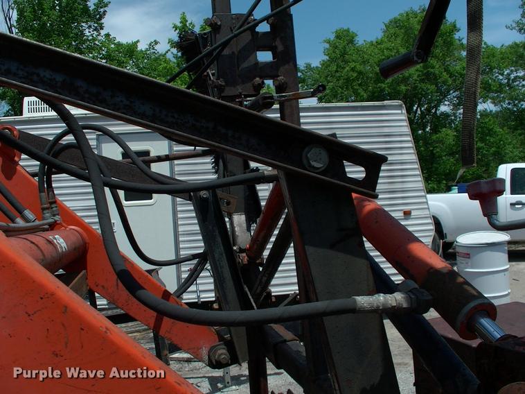 image for item L3128 Kubota L2350 MFWD tractor with petromat attachment