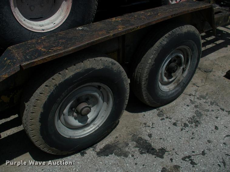 image for item L3128 Kubota L2350 MFWD tractor with petromat attachment