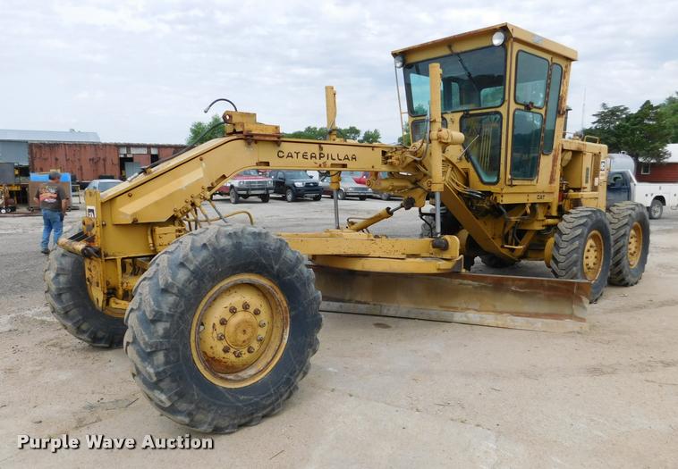 1983 Caterpillar 120G motor grader