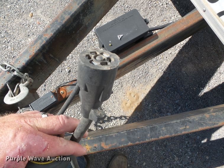 image for item DE7930 2008 Haulmark JS085X28WT3 enclosed cargo trailer