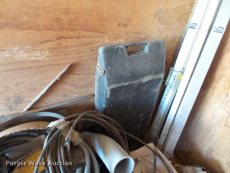 image for item DE7930 2008 Haulmark JS085X28WT3 enclosed cargo trailer