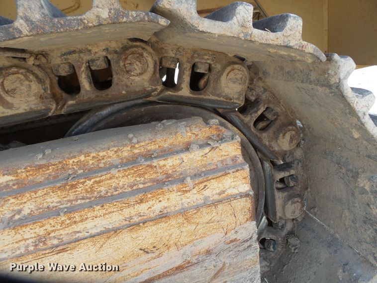 image for item DE7992 1999 Tesmec TRS1075 rock saw