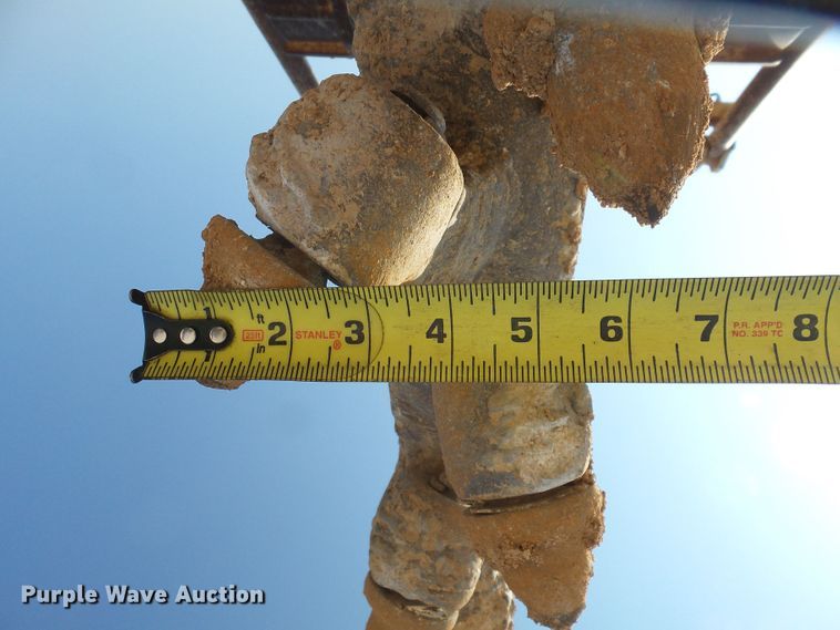 image for item DE7992 1999 Tesmec TRS1075 rock saw