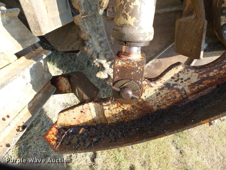 image for item DE7993 1992 Tesmec TRS900 rock saw