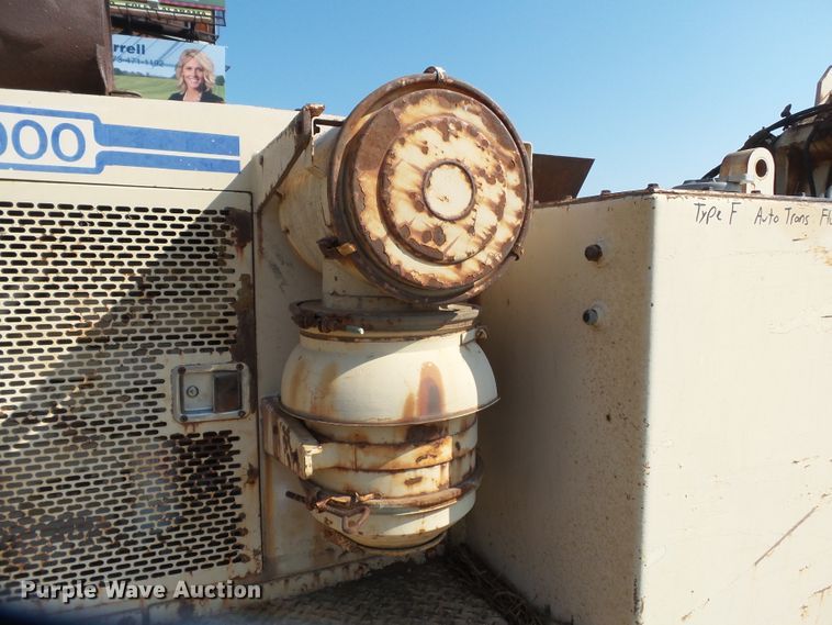 image for item DE7993 1992 Tesmec TRS900 rock saw