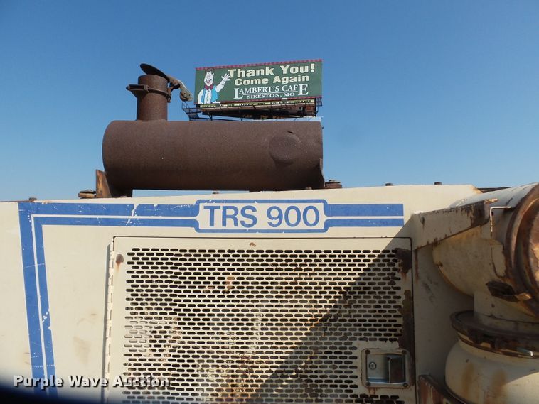 image for item DE7993 1992 Tesmec TRS900 rock saw