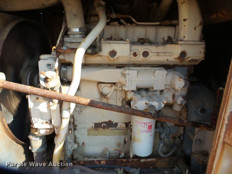 image for item DE7993 1992 Tesmec TRS900 rock saw