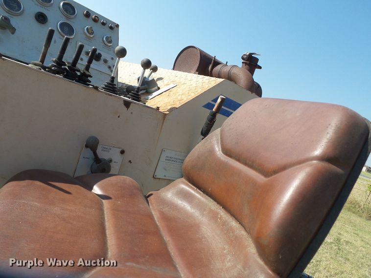 image for item DE7993 1992 Tesmec TRS900 rock saw