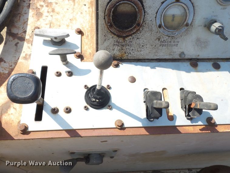 image for item DE7993 1992 Tesmec TRS900 rock saw