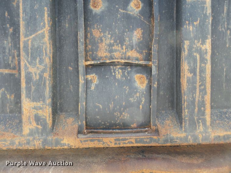 image for item DE7994 2006 International 4200 dump truck