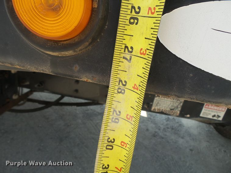 image for item DE7994 2006 International 4200 dump truck