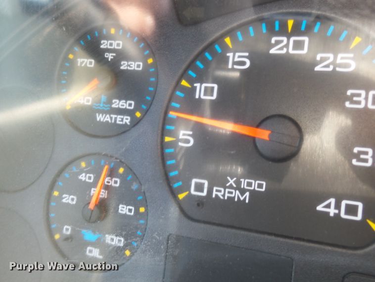 image for item DE7994 2006 International 4200 dump truck