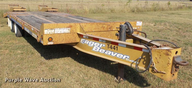 image for item DE7996 2007 Eager Beaver 20XPT equipment trailer