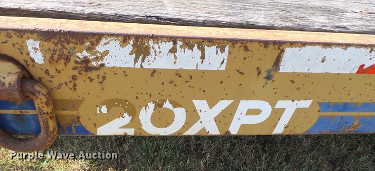 image for item DE7996 2007 Eager Beaver 20XPT equipment trailer