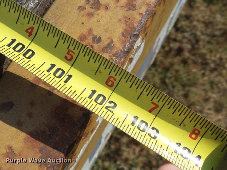 image for item DE7996 2007 Eager Beaver 20XPT equipment trailer