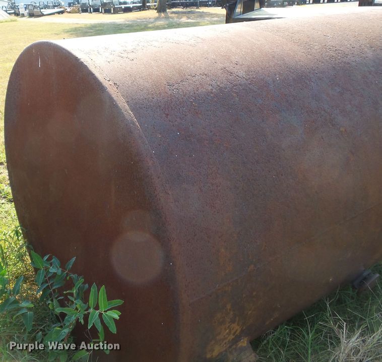 image for item DE7997 Fuel tank