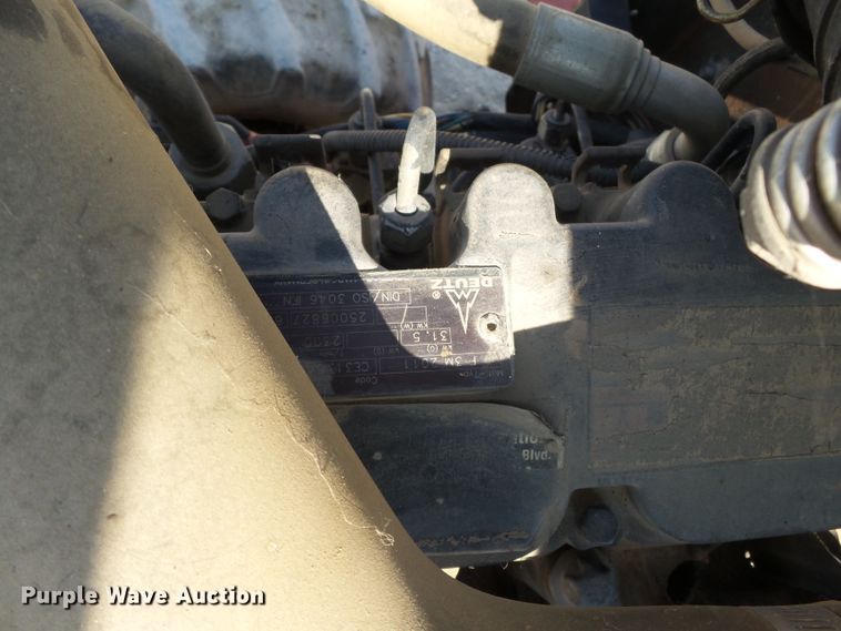 image for item DE7998 2006 Ditch Witch RT45 trencher