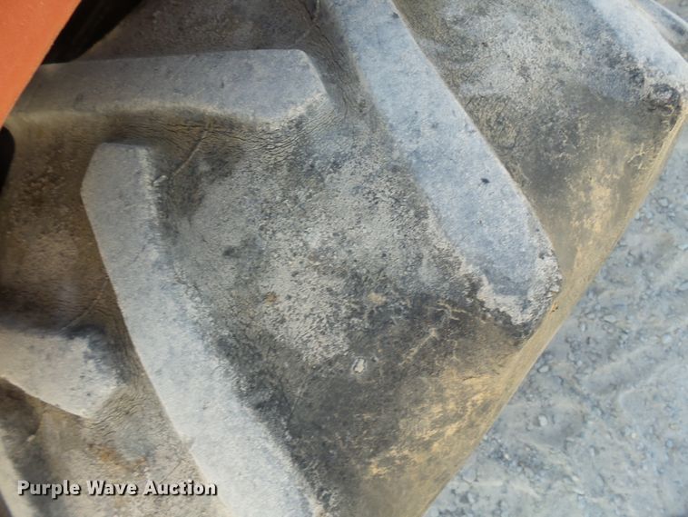 image for item DE7998 2006 Ditch Witch RT45 trencher