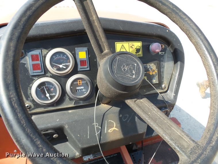 image for item DE7998 2006 Ditch Witch RT45 trencher