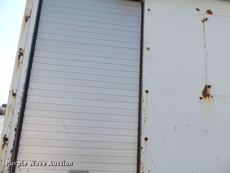 image for item DE7999 2002 International 4900 sewer jetter truck