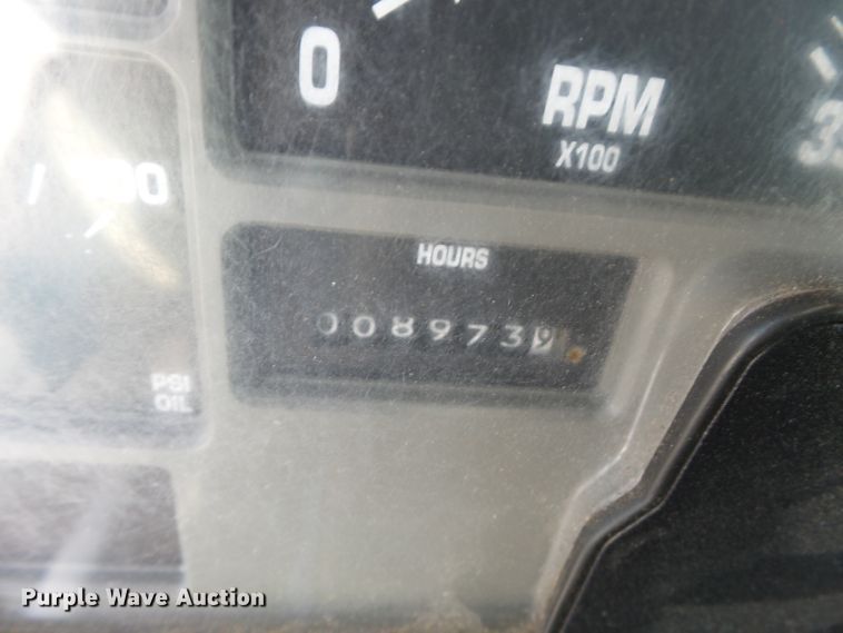 image for item DE7999 2002 International 4900 sewer jetter truck