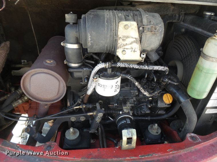 image for item DE8000 2006 Takeuchi TB135 mini excavator