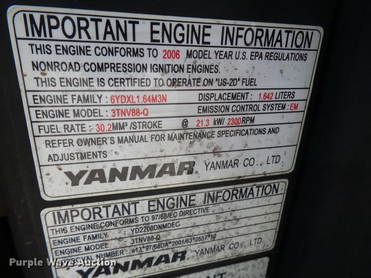 image for item DE8000 2006 Takeuchi TB135 mini excavator