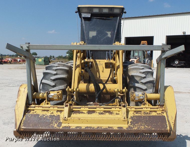 2006 Hydro Ax 421E mulcher in Sikeston, MO Item DE8001 sold Purple Wave