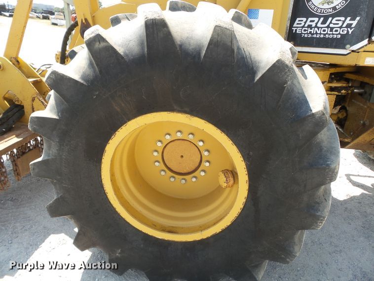 image for item DE8001 2006 Hydro Ax 421E mulcher