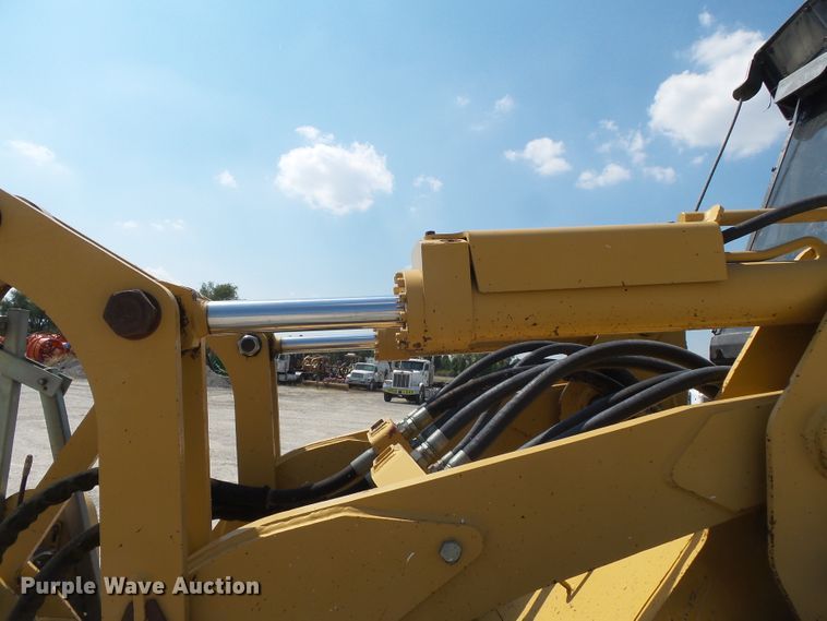 image for item DE8001 2006 Hydro Ax 421E mulcher